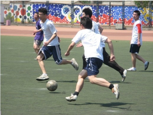 他的目标很 他的目标很